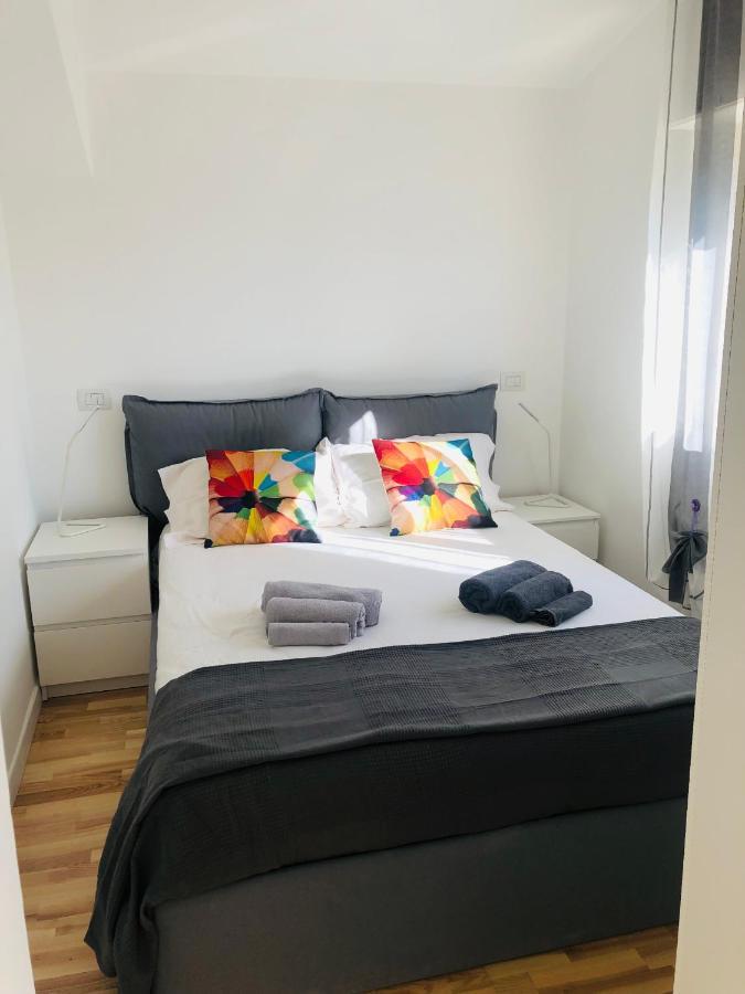 Sunrise Beach House - Sea View Apartman Montesilvano Marina Kültér fotó